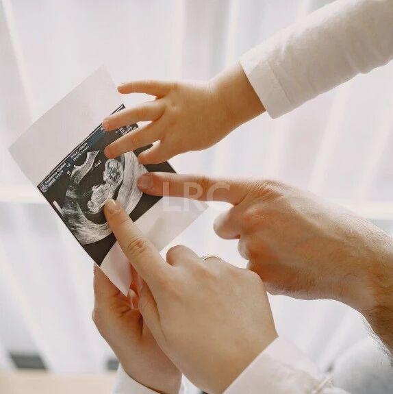 双侧巧囊+男方精子差？LRC个性化诊疗，取20卵成囊11颗，好孕破局~